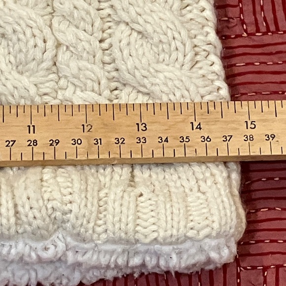 Faux sherling Infinity Cozy Cream Cable Knit Scarf - Picture 8 of 11